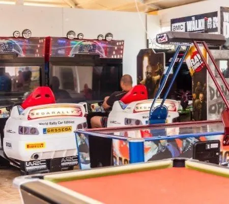 5 Etoiles Domaine De La Yole *