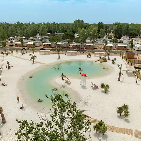 5 Etoiles Domaine De La Yole *